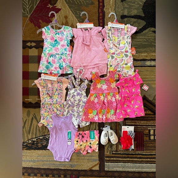 8 Vibrant Baby Girl Clothing Set with Accessories